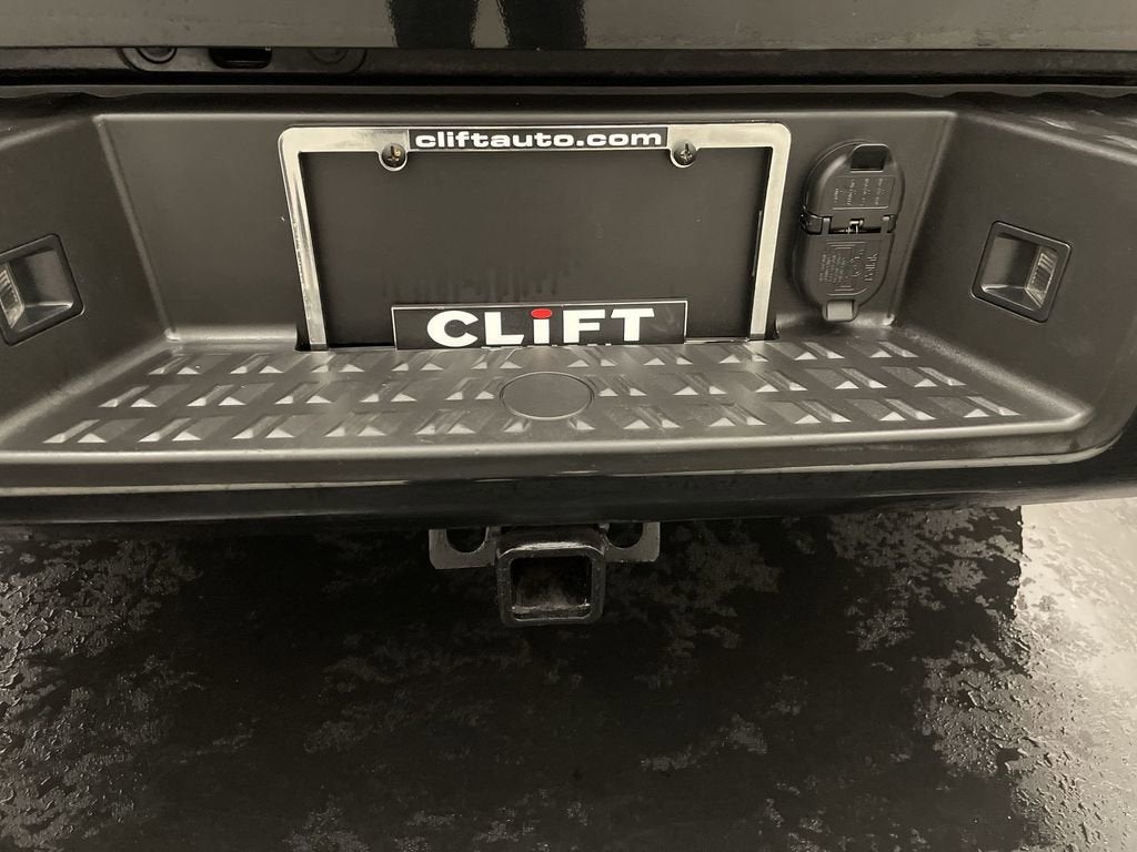 2017 Nissan TITAN Platinum Reserve