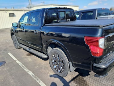 2017 Nissan TITAN Platinum Reserve