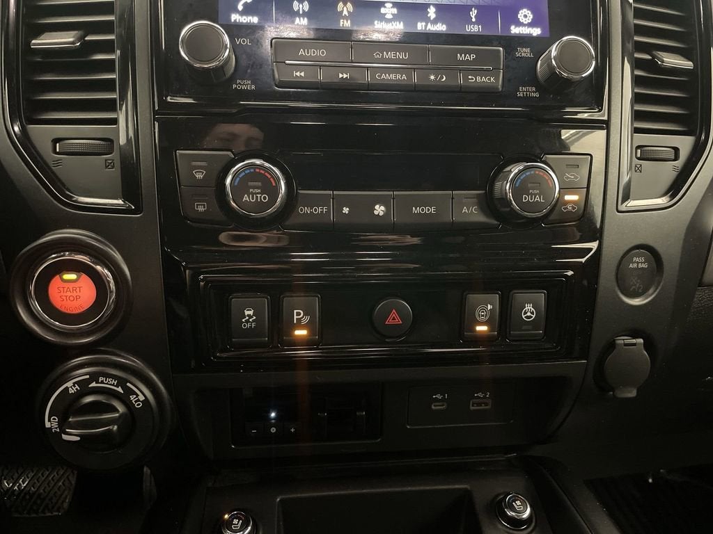 2021 Nissan TITAN Crew Cab PRO-4X 4x4