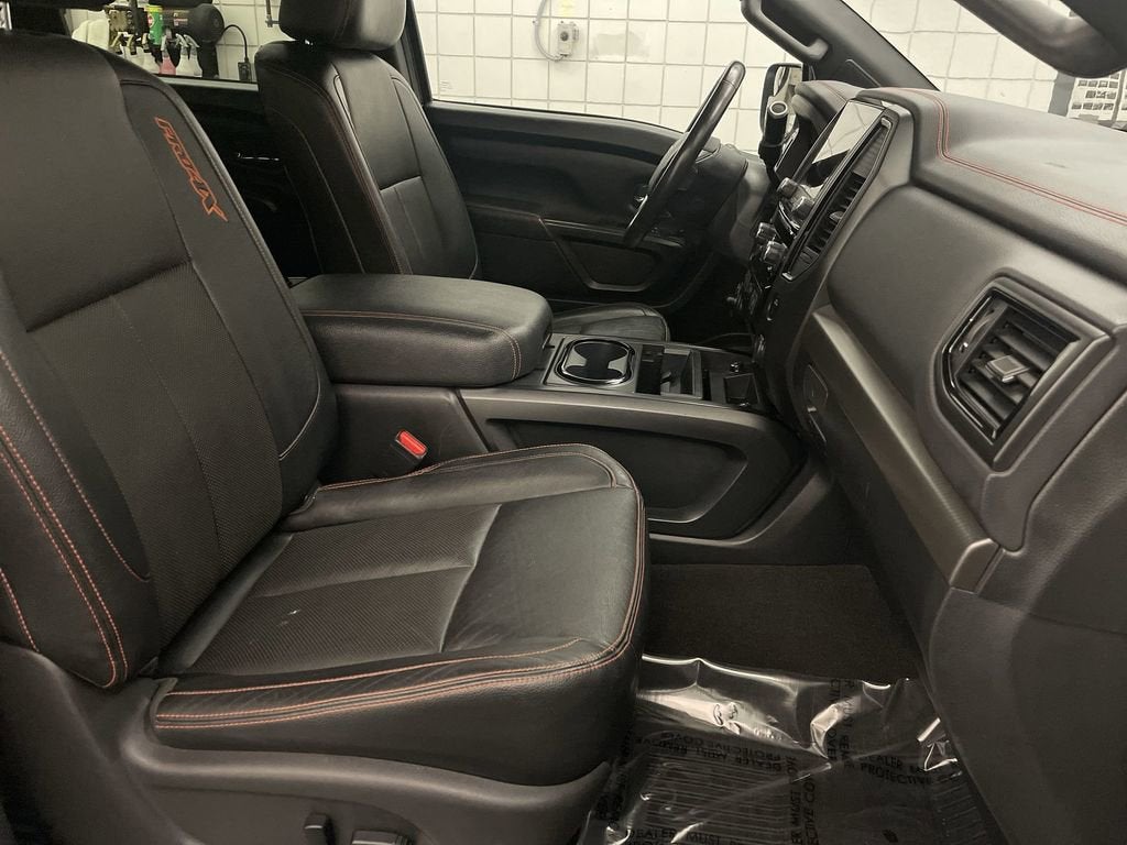 2021 Nissan TITAN Crew Cab PRO-4X 4x4