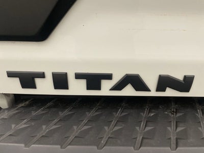 2021 Nissan TITAN Crew Cab PRO-4X 4x4