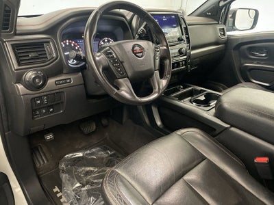 2021 Nissan TITAN Crew Cab PRO-4X 4x4
