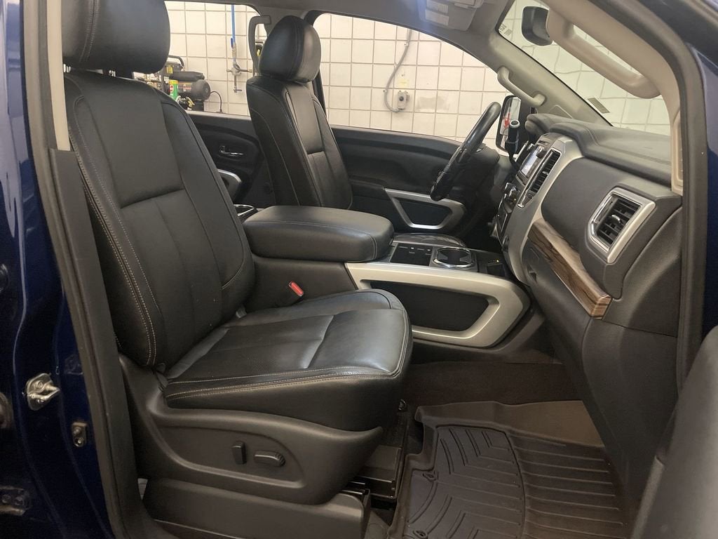 2016 Nissan Titan XD SL