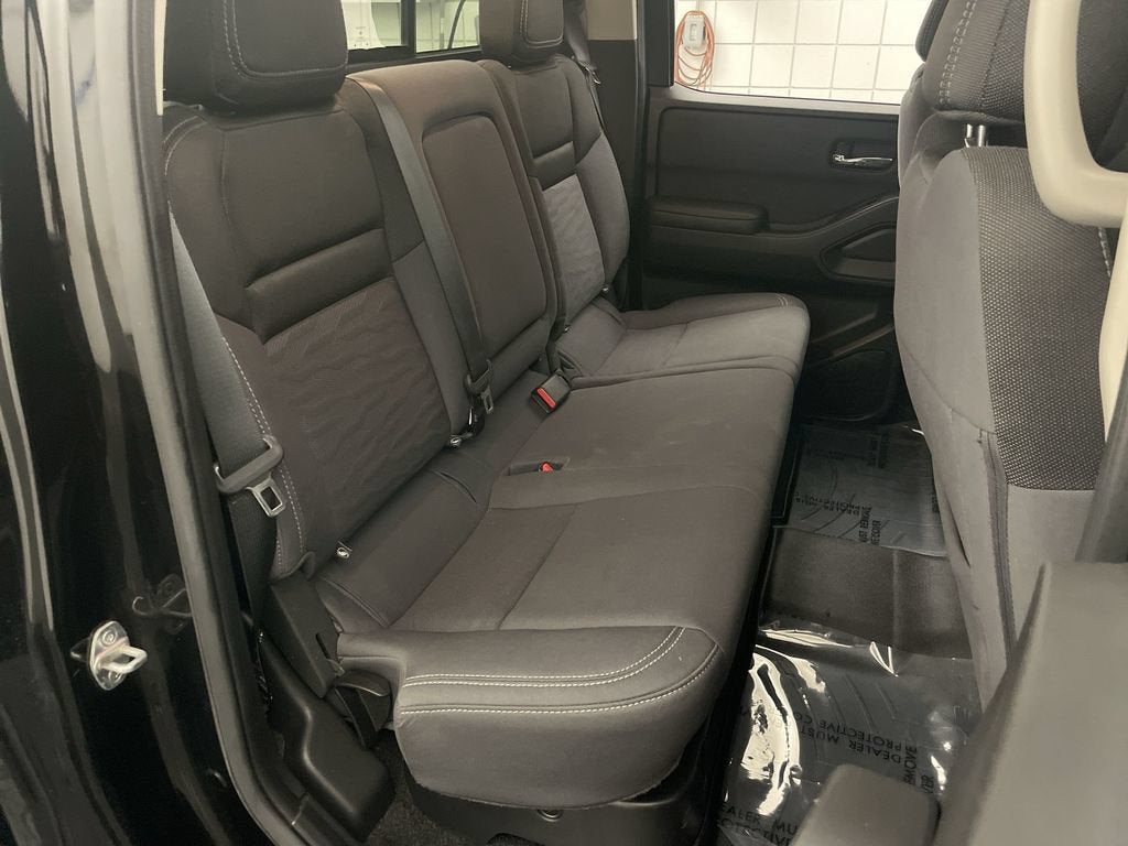 2023 Nissan Frontier Crew Cab SV 4x4