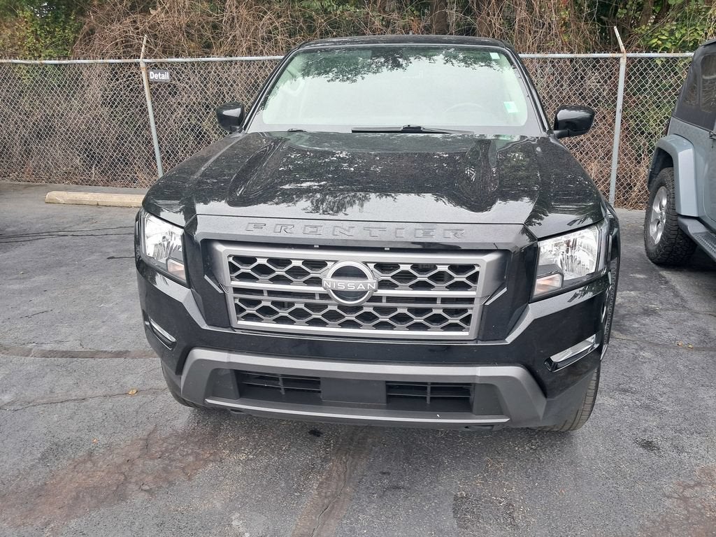 2023 Nissan Frontier Crew Cab SV 4x4