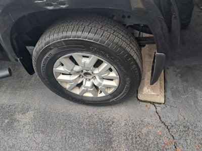 2023 Nissan Frontier Crew Cab SV 4x4