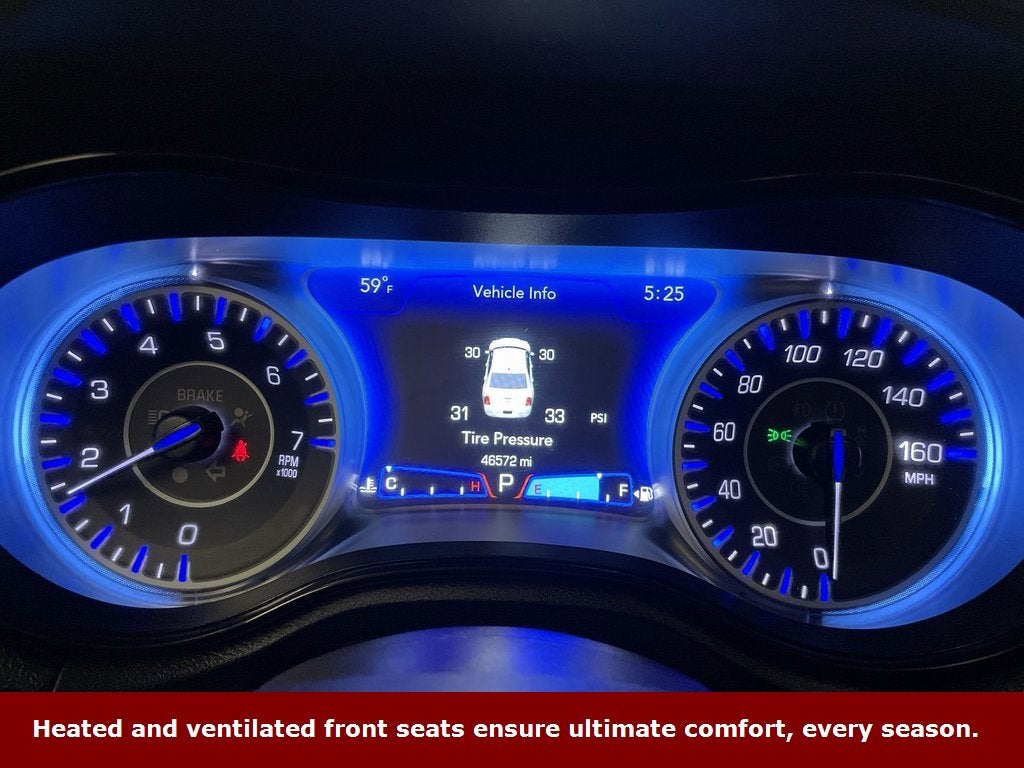 2023 Chrysler 300 Touring L