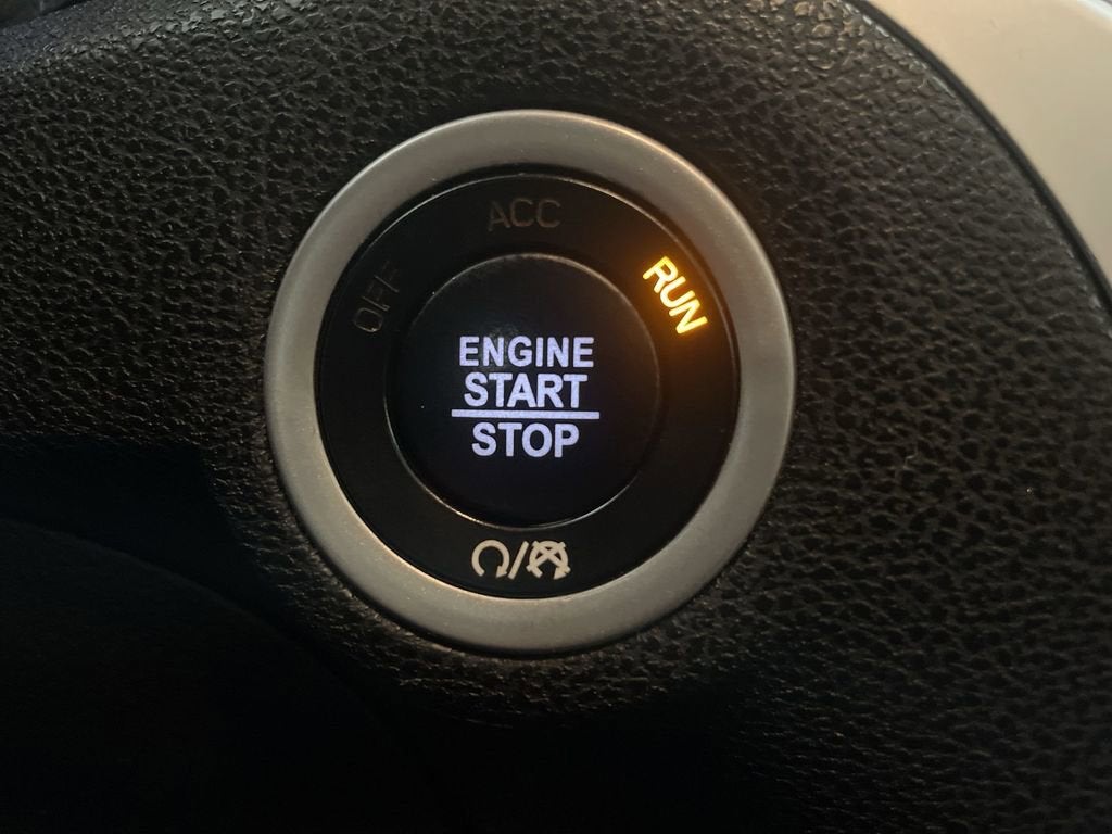 2023 Chrysler 300 Touring L