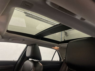 2023 Chrysler 300 Touring L