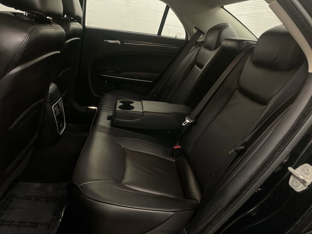 2023 Chrysler 300 Touring L