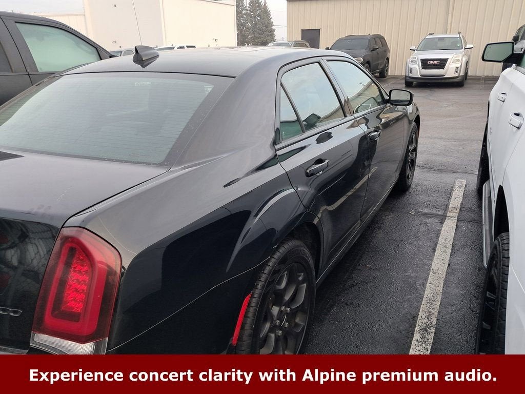 2023 Chrysler 300 Touring L