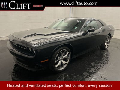 2015 Dodge Challenger SXT Plus