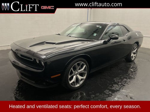 2015 Dodge Challenger SXT Plus