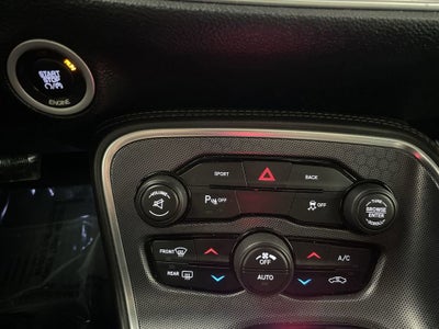 2015 Dodge Challenger SXT Plus