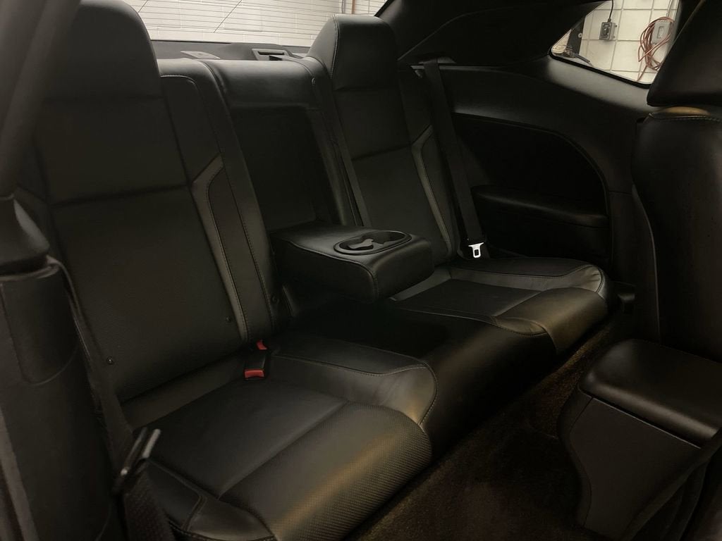 2015 Dodge Challenger SXT Plus