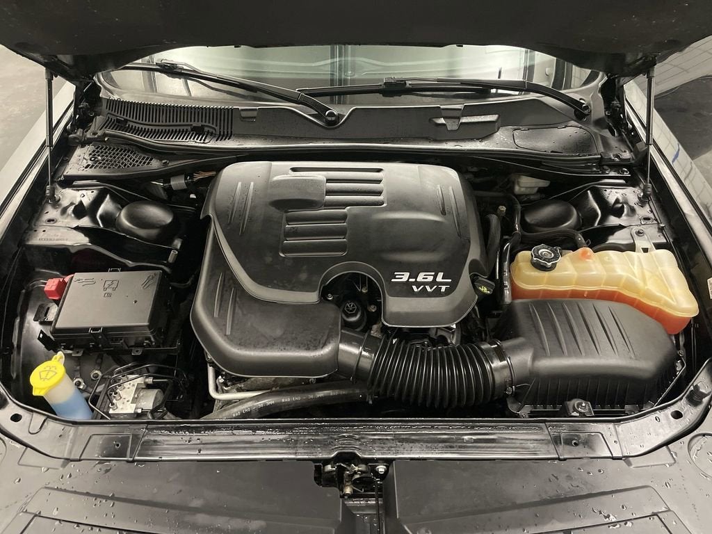 2015 Dodge Challenger SXT Plus