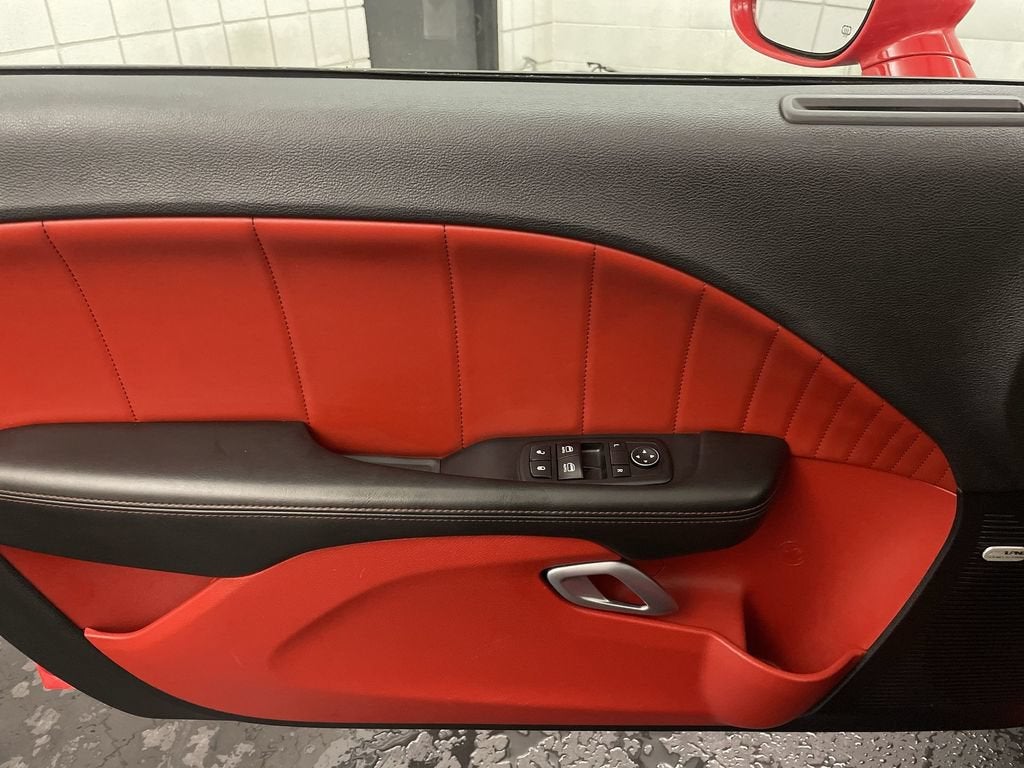 2016 Dodge Challenger R/T Plus Shaker