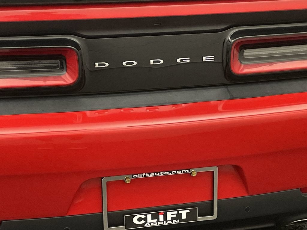 2016 Dodge Challenger R/T Plus Shaker