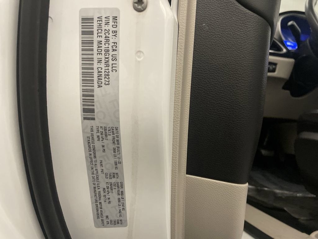 2022 Chrysler Pacifica Touring L
