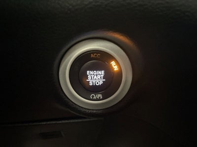 2025 Chrysler Voyager LX