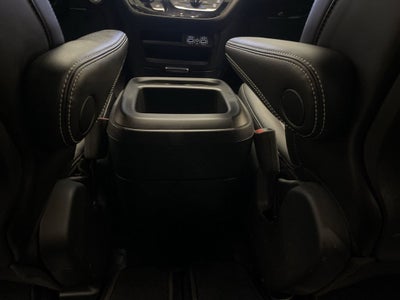 2025 Chrysler Voyager LX