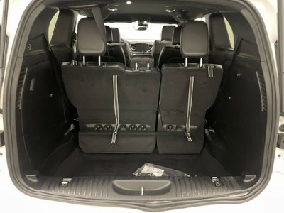 2025 Chrysler Voyager LX