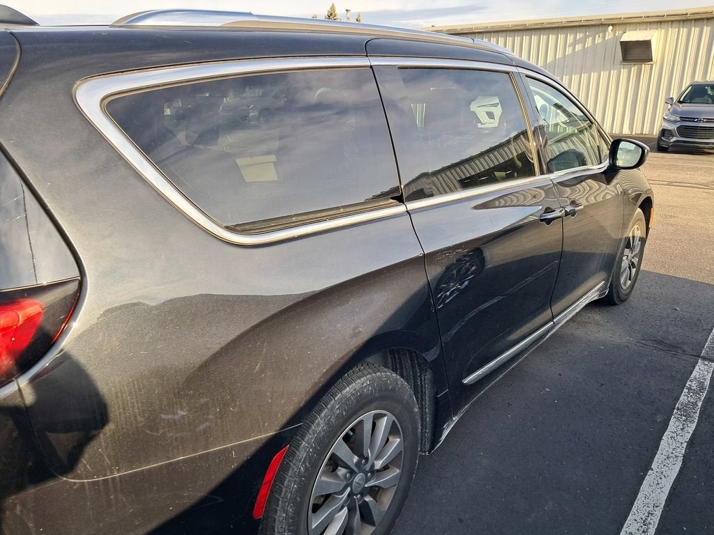 2019 Chrysler Pacifica Touring L Plus