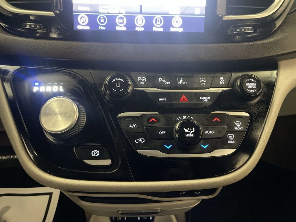 2020 Chrysler Pacifica Touring