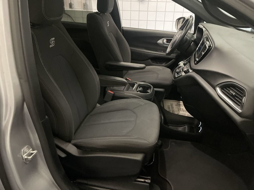2018 Chrysler Pacifica Touring Plus