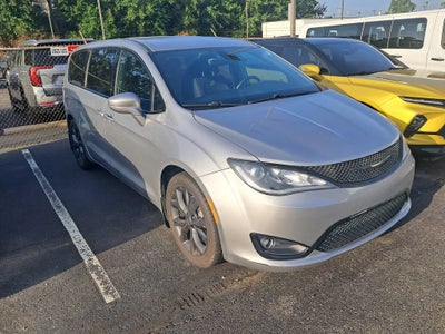 2018 Chrysler Pacifica Touring Plus
