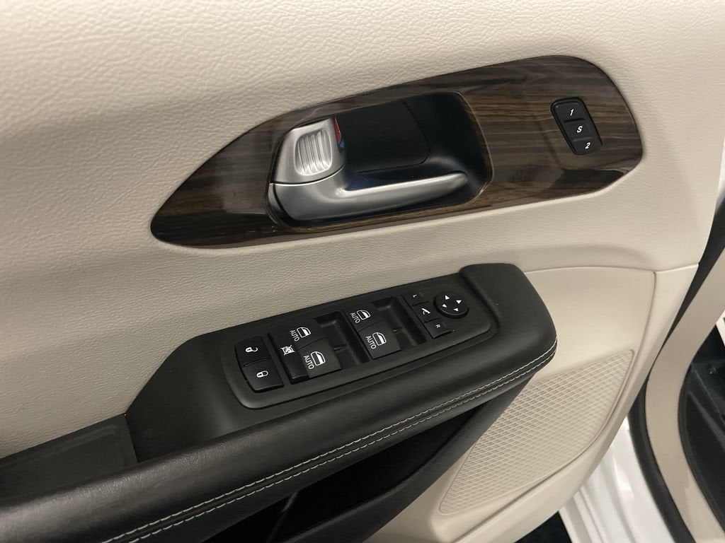 2021 Chrysler Pacifica Limited AWD