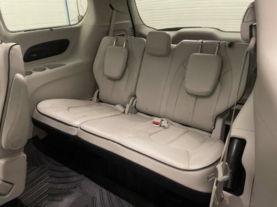 2021 Chrysler Pacifica Limited AWD