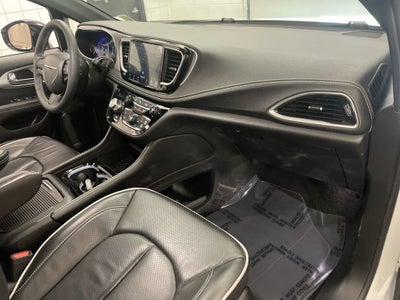 2025 Chrysler Pacifica Limited AWD
