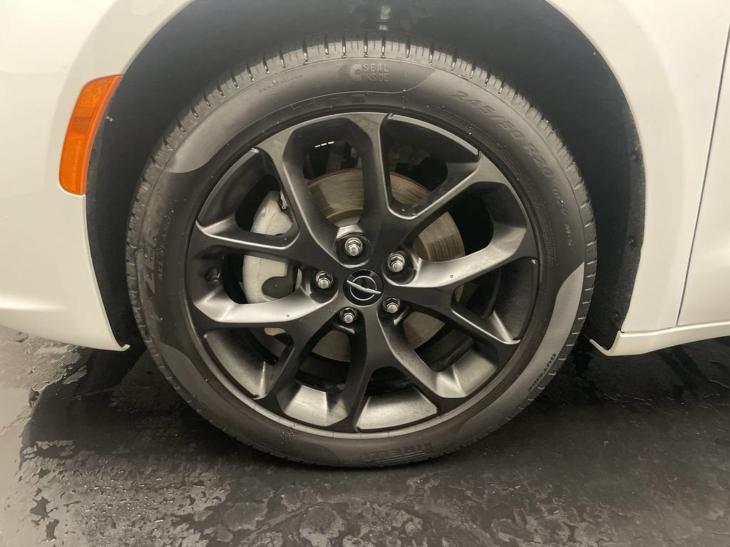 2025 Chrysler Pacifica Limited AWD