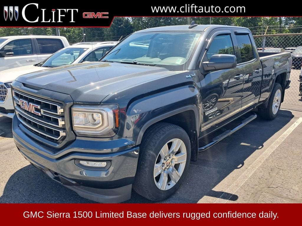 2019 GMC Sierra 4WD Double Cab Standard Box's photo
