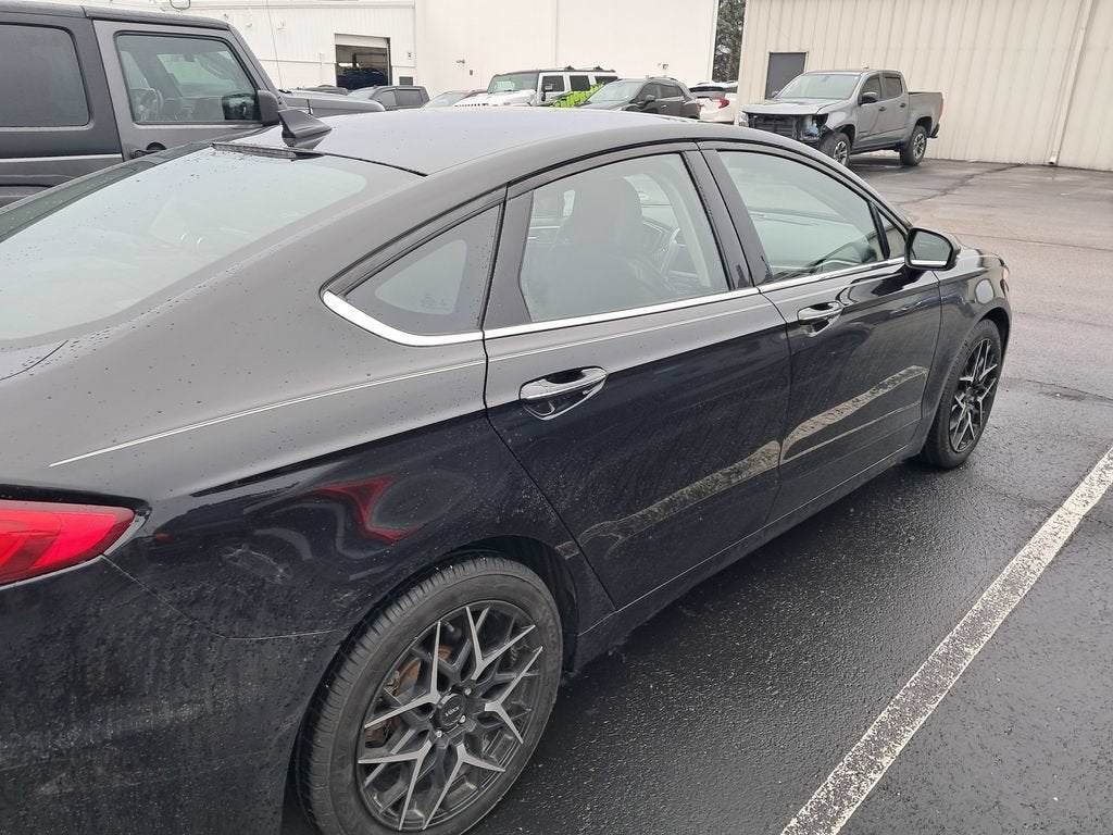 2020 Ford Fusion SEL
