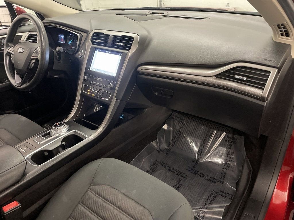 2019 Ford Fusion Hybrid SE