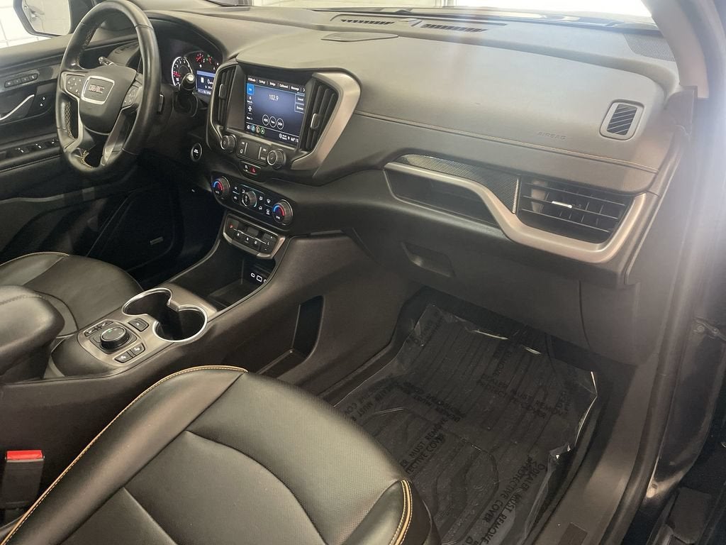 2024 GMC Terrain AT4