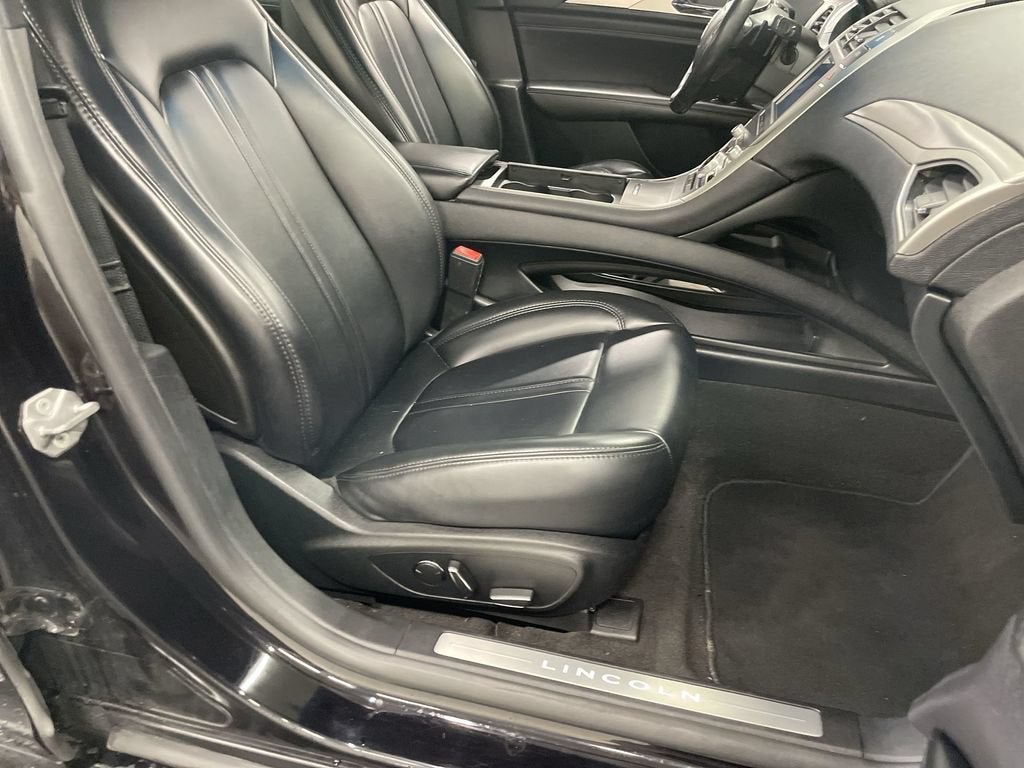 2020 Lincoln MKZ Standard
