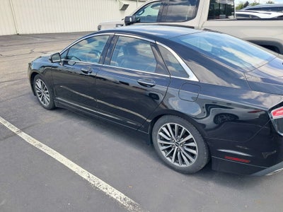 2020 Lincoln MKZ Standard