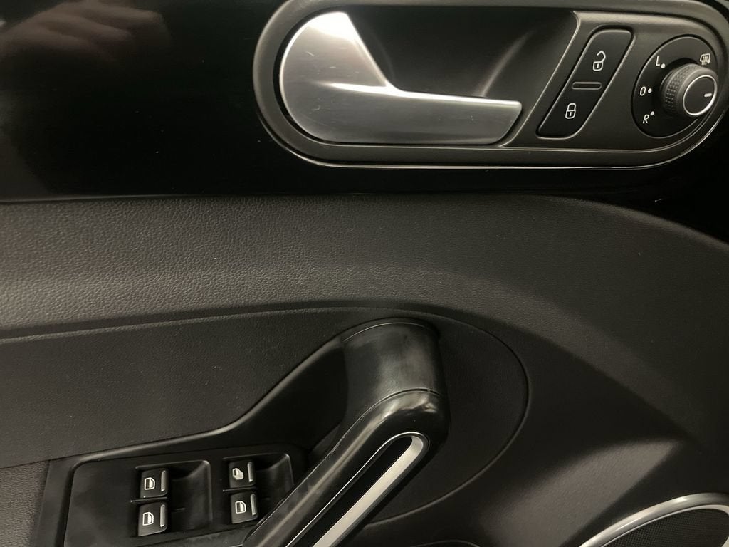 2015 Volkswagen Beetle Convertible 1.8T