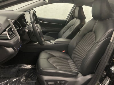 2022 Toyota Camry SE AWD