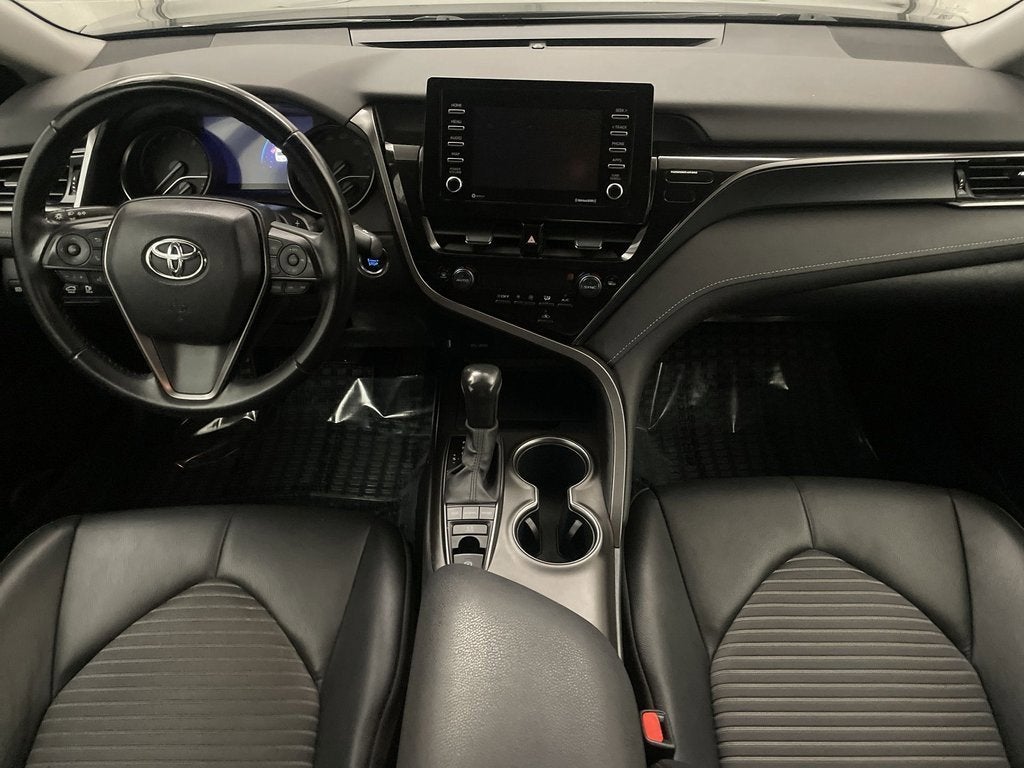 2022 Toyota Camry SE AWD