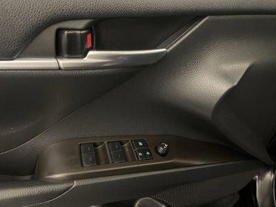 2022 Toyota Camry SE AWD