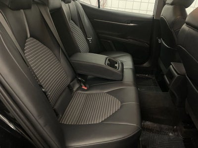 2022 Toyota Camry SE AWD