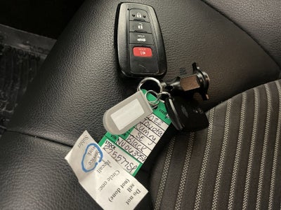 2022 Toyota Camry SE AWD