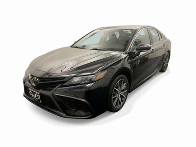 2022 Toyota Camry SE AWD