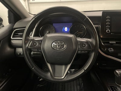 2022 Toyota Camry SE AWD