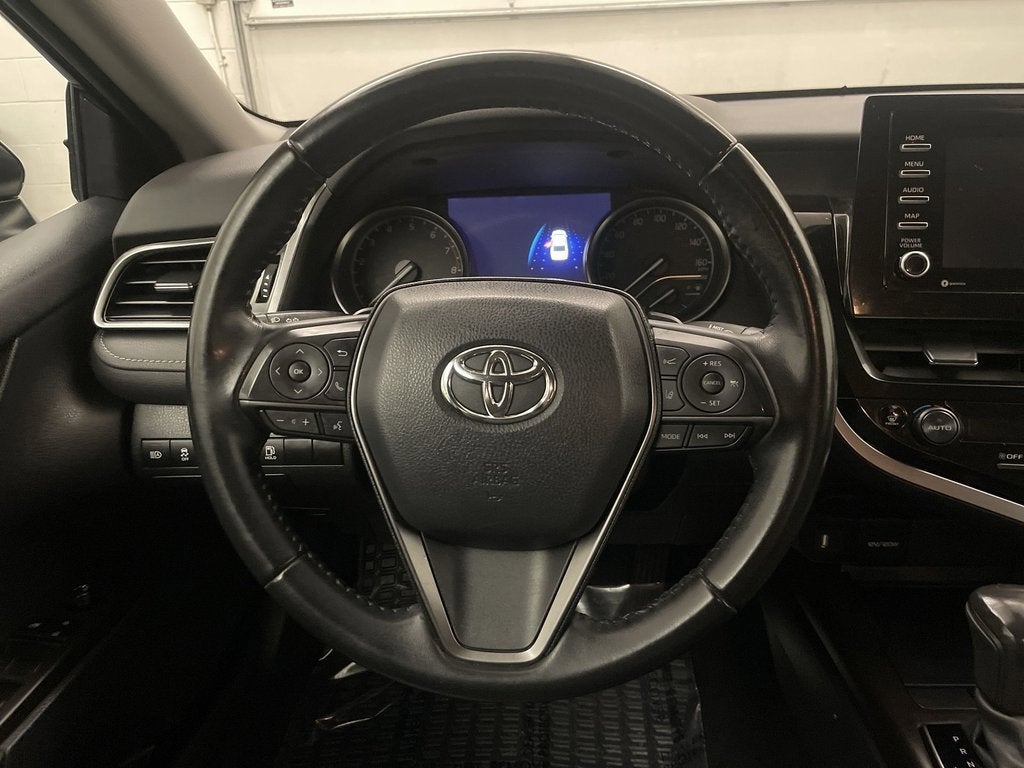 2022 Toyota Camry SE AWD
