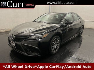 2022 Toyota Camry SE AWD